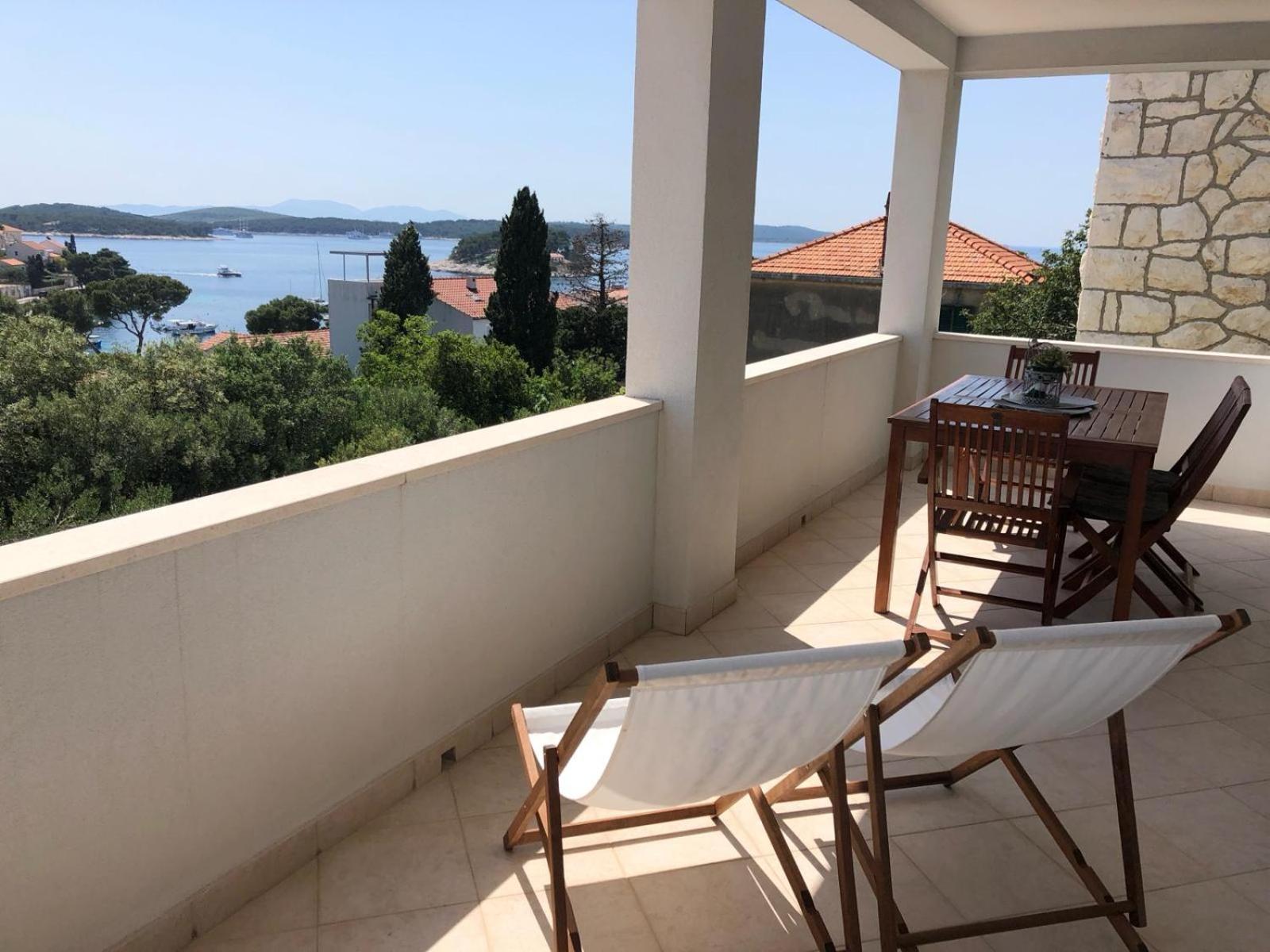 Apartments Antonia Hvar Town Exterior photo